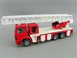 SIKU 3306 Diecast 1:55 Scale 8" Mercedes Red Fire Brigade Ladder Truck Germany - Picture 1 of 9