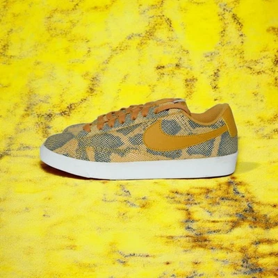 Nike Blazer Bajo TXT W - Talla 7 - Zapatillas Informales CAMO Foto 1 de 4