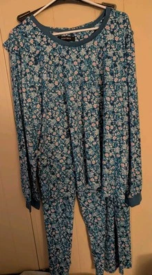 Conjunto de pijama con estampado floral Ellen Tracy 3XL Foto 1 de 4