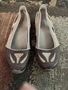 MERRELLL OCEANIA SAND Brown Leather Slip On Loafer ~ Size 10 ~ Vibram Sole~ EUC! - Picture 1 of 7