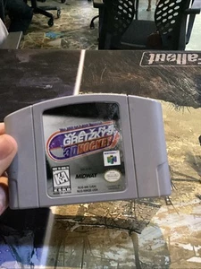 Wayne Gretzky's 3D Hockey (Nintendo 64, 1996) Authentic Cart Only Tested - Picture 1 of 3