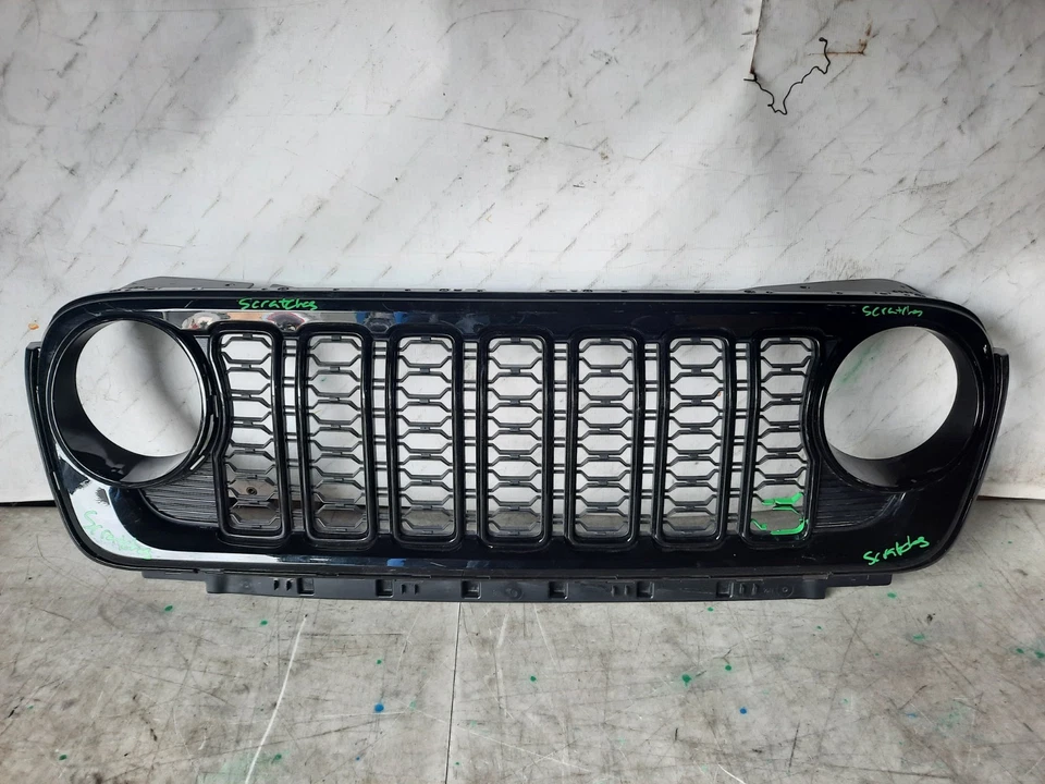 2019 2020 2021 2022 2023 JEEP WRANGLER, GLADIATOR FRONT GRILLE OEM USED Foto 1 de 4