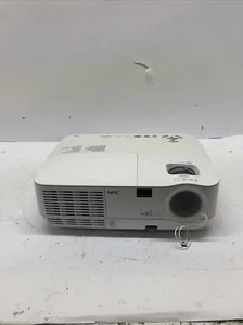 FOR PARTS -- NEC NP215 LCD Projector HAS DEAD PIXELS (471 Lamp Hours) - Picture 1 of 13