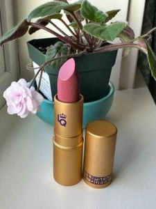 LÁPIZ LABIAL QUEEN Saint lápiz labial SAINT MAUVE 0,12 oz / 3,5 g sin caja ~ descontinuado - Imagen 1 de 1