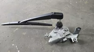 2016-2022 Honda Pilot Windshield Wiper Motor OEM - Picture 1 of 3