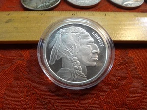 Buffalo & Indian Head Design 1 Oz .999 Silbermedaille - keine Reserve - Bild 1 von 3