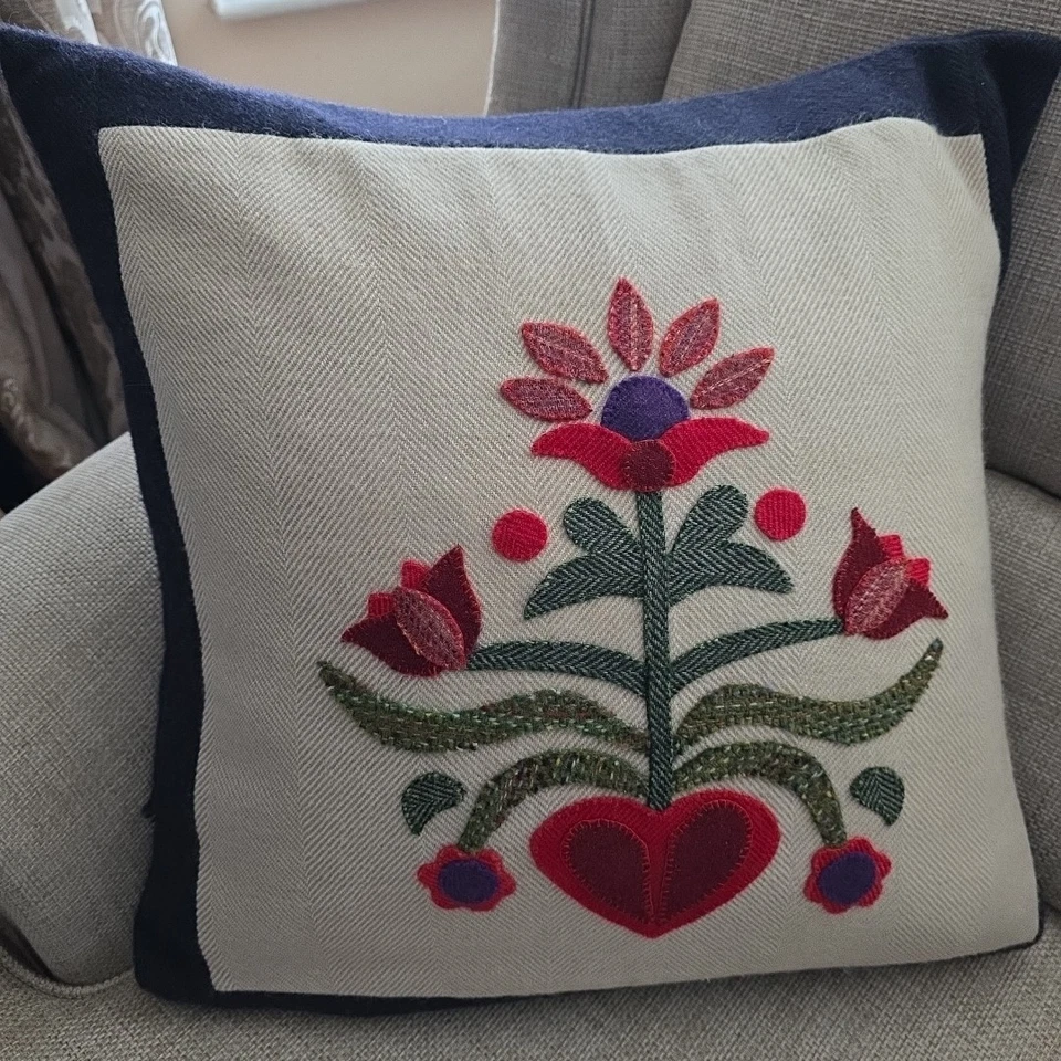 Vtg applique scandinavian Floral Woven Tweed Wool Patchwork Cushion Cover Blue - Image 1 of 4