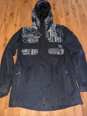 DC HAVEN INSULATED SKI SNOWBOARDING JACKET MEN'S Large Black White Bandana 15K - Image 1 of 4