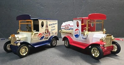 2 bancos de monedas de camión de reparto fundido a presión Pepsi Cola escala 1/64 doradas vintage  Foto 1 de 4