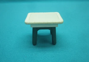 FISHER PRICE LOVING FAMILY DOLLHOUSE END TABLE WITH WHITE TOP GREEN LEGS -- L-72 - Picture 1 of 2