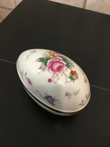 Dee Bee Co Importa flores pintadas a mano de colección en plato en forma de huevo con tapa - Imagen 1 de 7