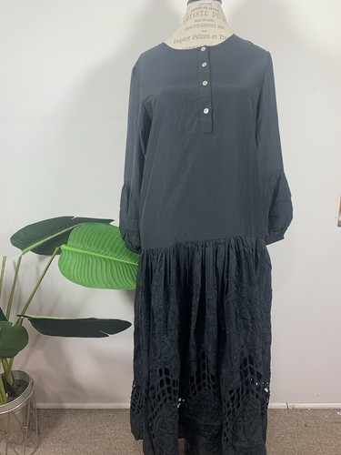 Foto 1 di 17