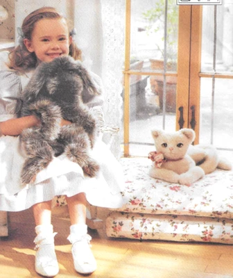 VTG ‘93 Vogue 8832 Huggable Dog & Cat 25” Stuffed Animal Plush Toy Linda Carr - Image 1 of 4