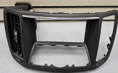 🔥08-13 Infiniti G25 G35 G37 Tablero Radio Estéreo Bisel Ajuste Panel de Instrumentos Negro Foto 1 de 4