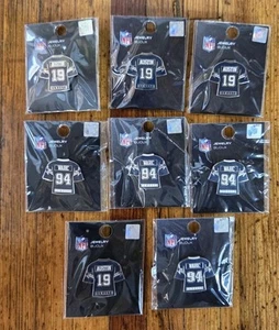 8x Dallas Cowboys Player Pin Lot new on card NFL Austin & Ware Cmbn Shp Football - Picture 1 of 11