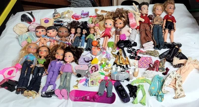 Huge Bratz Dolls Babies-Boyz, Accessories, Clothes, Cars and Furniture Vintage - Image 1 of 4