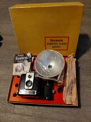 De colección Kodak Brownie Ojo de Halcón Flash Conjunto Modelo Cámara con Caja-sin probar Foto 1 de 4