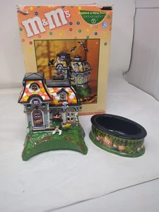 Dept 56 M&M's "SPOOKY HOUSE " Lighted House & Candy Dish Halloween Decor 2004 - Picture 1 of 9