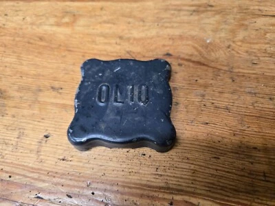 Alfa Romeo Spider Veloce OEM  1982 Oil Cap - Image 1 of 2