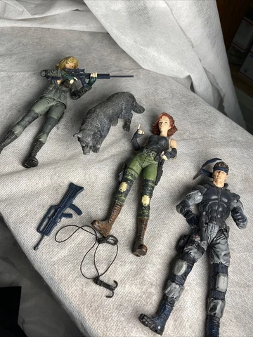 Metal Gear Solid Original Snake Meryl Sniper McFarlane 1999 Action Figure Lot Cover