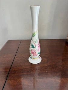 Lenox Barrington Collection Bud Vase 7 Inch Pink Floral Gold Trim - Picture 1 of 3