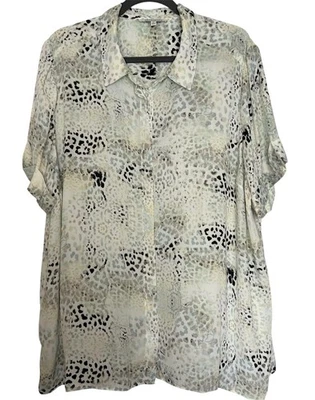 Rose and Olive女式3X衬衫纽扣短袖白色猎豹 — 第 1/4 张图片