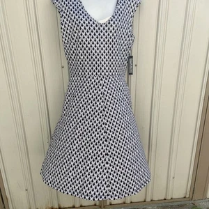 NWT New York & Company Sleeveless Black White Patterned Sun Dress L POCKETS - Picture 1 of 4