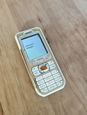 Nokia 7360 in gold Modell RM-127 ( ohne Abdeckung ) - Bild 1 von 3