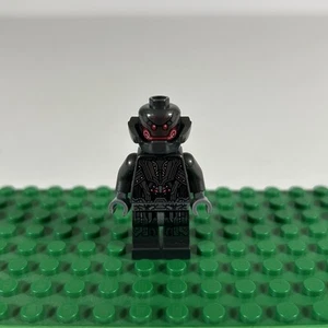 LEGO Ultron Prime Minifigure Marvel Avengers Age of Ultron sh175 76031 Free Ship - Picture 1 of 11