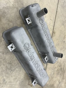 Vintage Oldsmobile NASCAR SBC Aluminum Valve Covers A&R Racing Products  Chevy - Picture 1 of 13