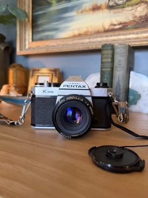 Cámara fotográfica Pentax K1000 35 mm con lente SMC Pentax-A 50 mm f/2 de colección Asahi Japón Foto 1 de 4