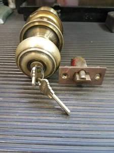 Old Style Schlage A Series Entry Knob 609 Geo Design - Picture 1 of 2