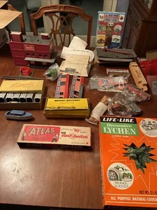 HO scale Train Building LOT Boat swift water co Purina Chow Atlas AHM Life Like - Picture 1 of 12