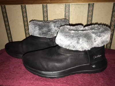 Skechers Womens Size 10 Boots Go Walk Air Cooled Goga Mat Black Walking Faux Fur - Image 1 of 4