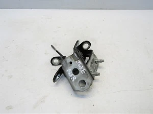NISSAN JUKE 2010-14 PAIR OF NEARSIDE/PASSENGER/LEFT REAR DOOR HINGES #0156 - Picture 1 of 5