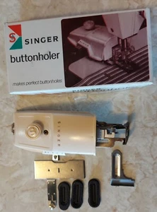 Vintage Sänger Knopfhalter mit Zubehör in original Sängerbox - Bild 1 von 1