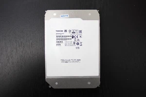 Toshiba MG08ACA16TE 16TB 7.2K RPM 3.5" SATA (1000PCS availabl)Enterprise HDD - Picture 1 of 4