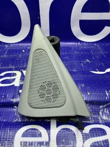 Cubierta de altavoz tweeter gris conductor izquierdo mercedes-benz w208clk 2087250111 dañado - Imagen 1 de 12