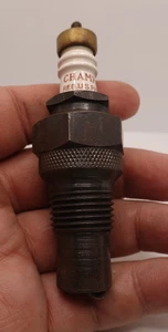 VINTAGE SPARK PLUG champion 34 HIT & MISS MOTOR - Picture 1 of 2