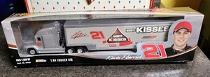 2004 Kevin Harvick 1:64 Trailer Rig #21 Hershey Winners Circle NASCAR In BOX - Picture 1 of 7