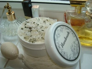 HANDMADE DEAD SEA SALT BODY SCRUB WITH EUCALYPTUS PEPPERMINT ESSENTIAL OIL 350gr - Picture 1 of 5