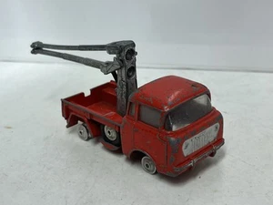 Corgi Toys 478 Jeep FC-150 Tower Wagon Red Missing Tyres And Basket Unboxed - Picture 1 of 2