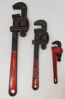 3 chaves de tubo de aço vintage EUA provavelmente Ridgid. E 1 da Espanha  - Imagem 1 de 4