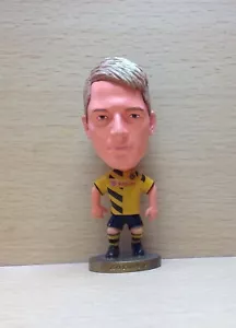 NON CORINTHIAN MARCO REUS BORUSSIA DORTMUND FOOTBALL FIGURE - Picture 1 of 1