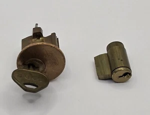 1 Russwin mit Schlüssel und 1 SARGENT SCHLAGE ohne Schlüssel Locksport Schlosser Einsteckschlosser - Bild 1 von 6