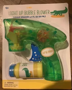 Light Up Bubble Blower (Age Level 4+) - Picture 1 of 2