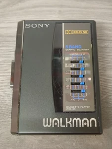 Sony Walkman WM-36 Grigio Ricambi o Riparazioni - Foto 1 di 9