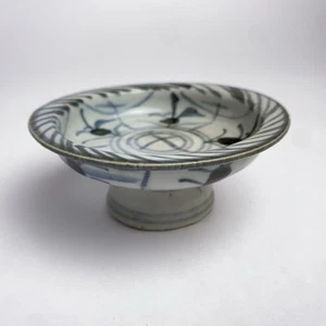 Antique Chinese Footed Tea Bowl - Picture 1 of 9