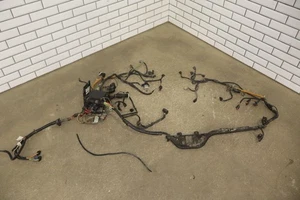 05-07 Ford F250 6.0L Turbo Diesel Underhood Engine Fuse Box with Harness - Bild 1 von 19