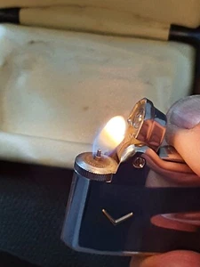 Ronson Varaflame butane lighter boxed and original leather carry case - Picture 1 of 9